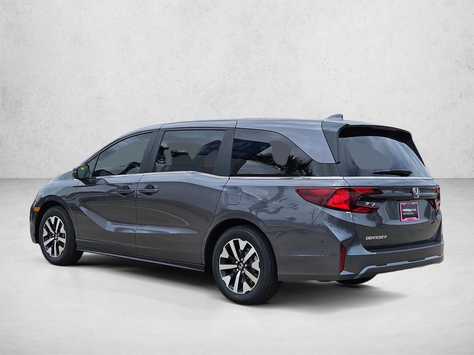 2026 Honda Odyssey EX-L - Photo 9