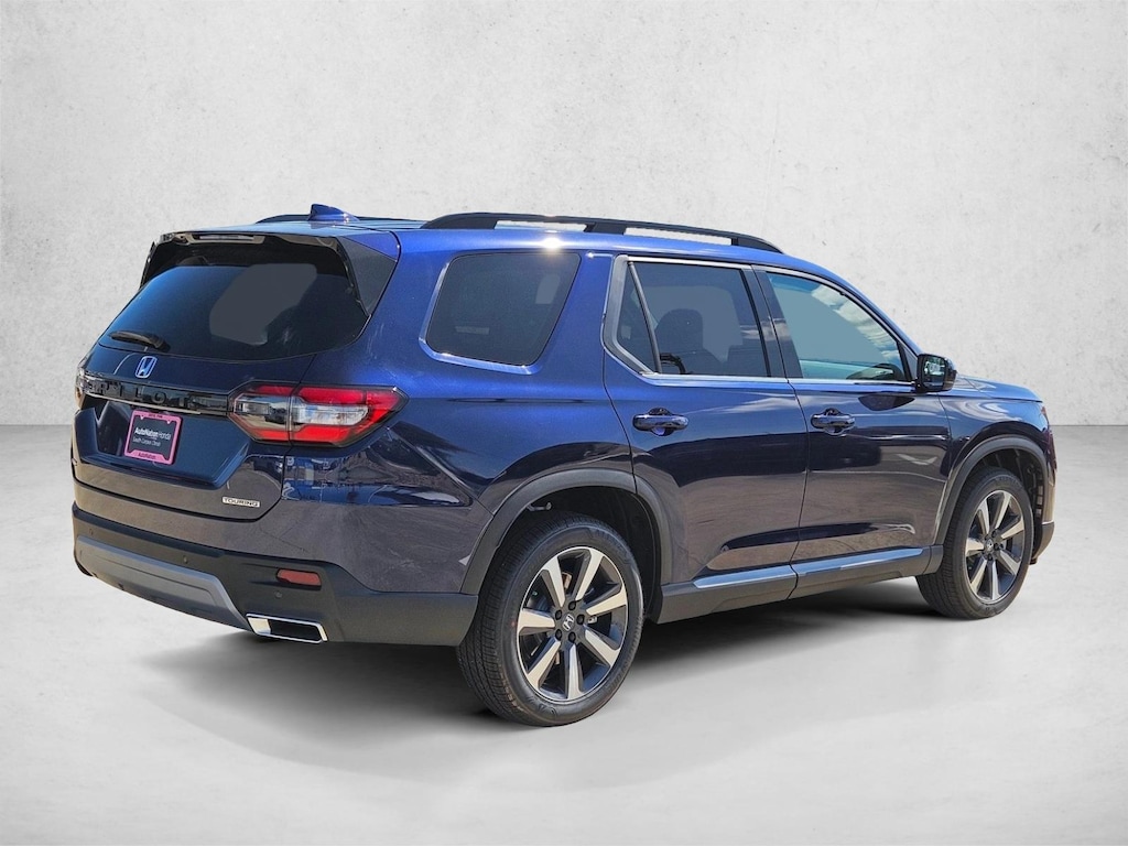 New 2025 Honda Pilot Touring SUV