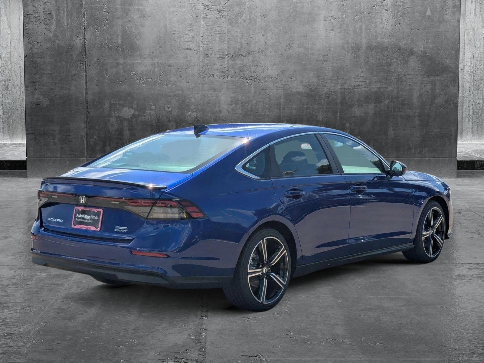 2025 Honda Accord Hybrid Sport photo 2