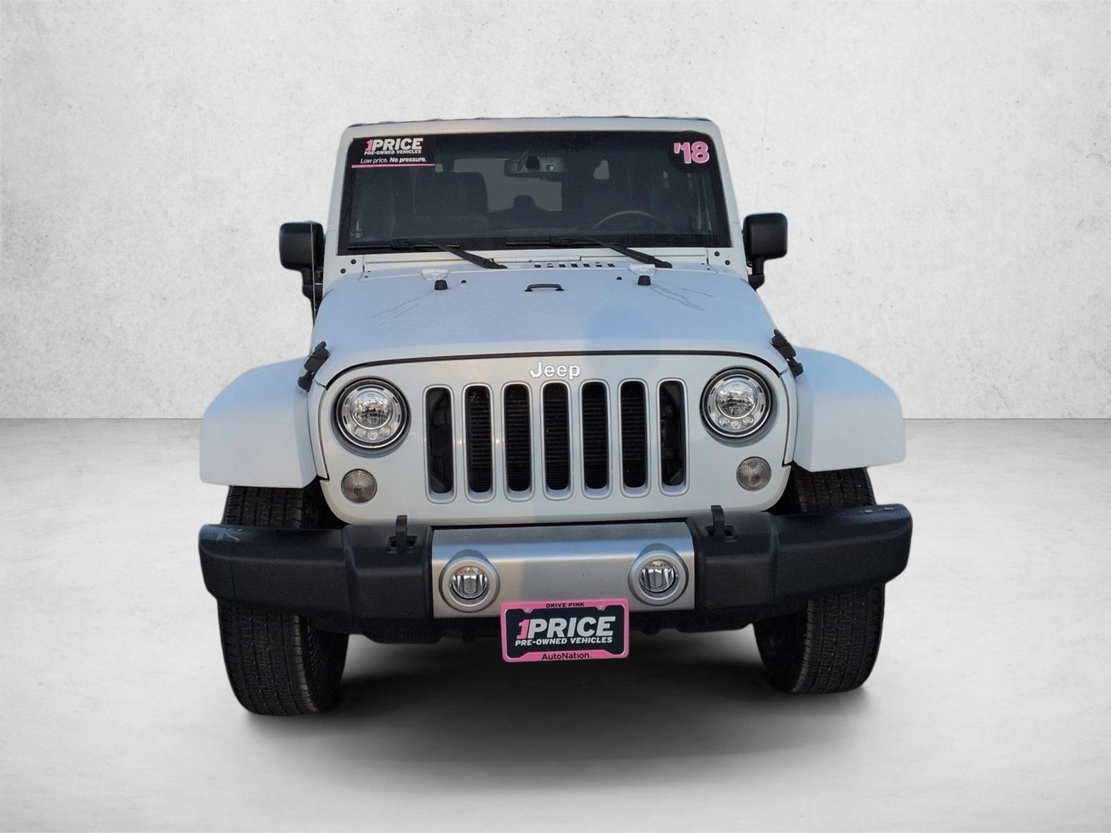 2018 Jeep Wrangler Sahara photo 2