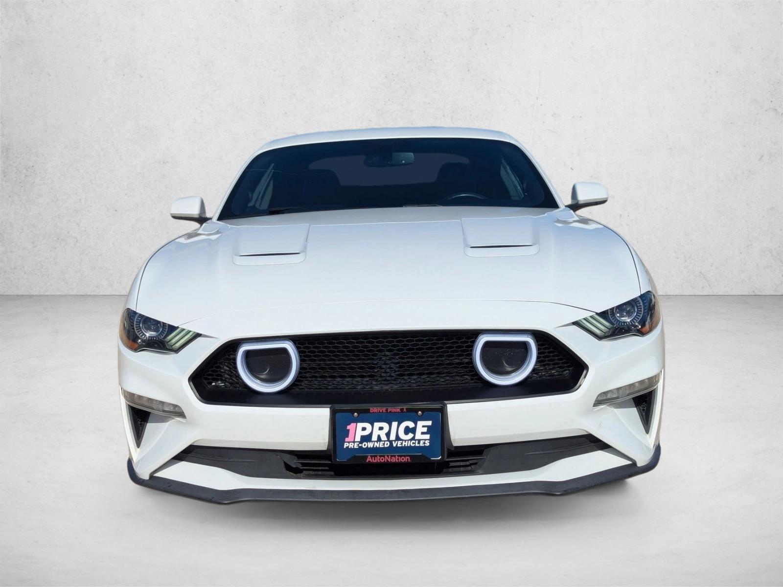 2018 Ford Mustang Base photo 2