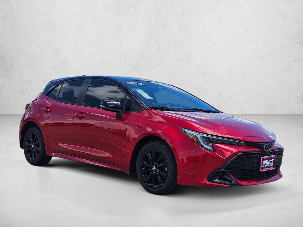 Used 2025 Toyota Corolla Hatchback SE Hatchback