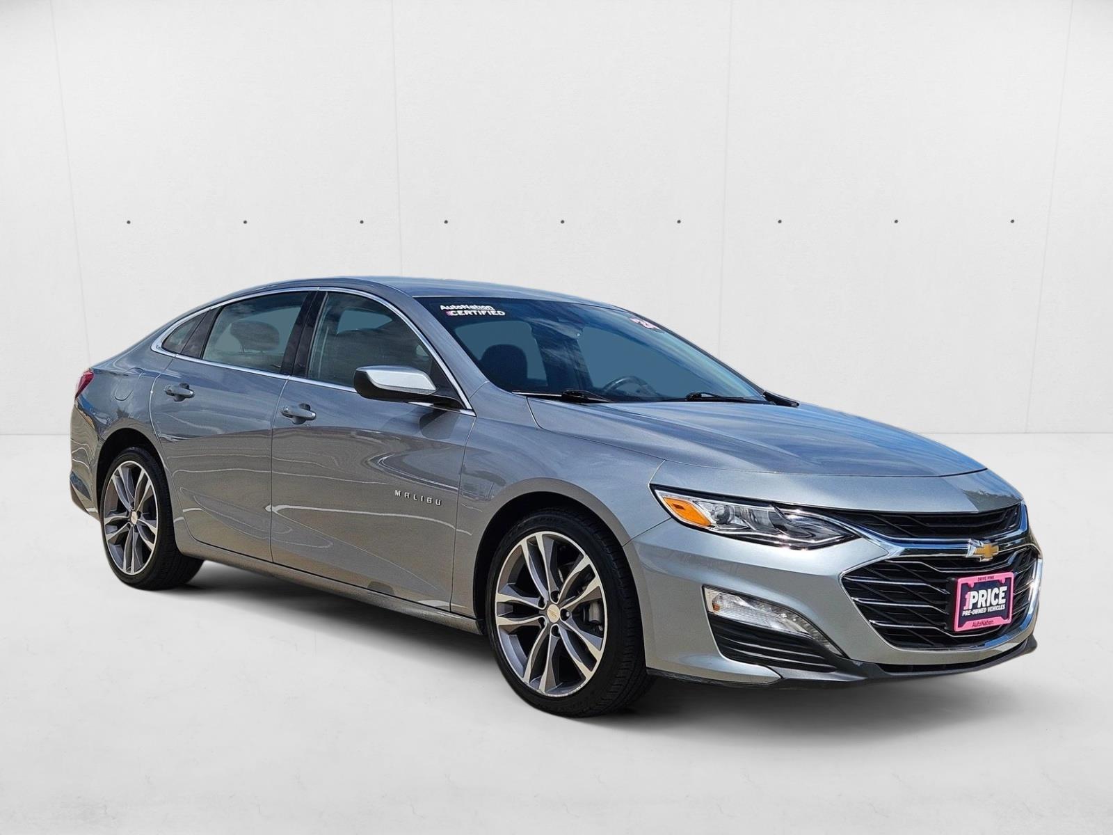 2024 Chevrolet Malibu Premier 2LT photo 3