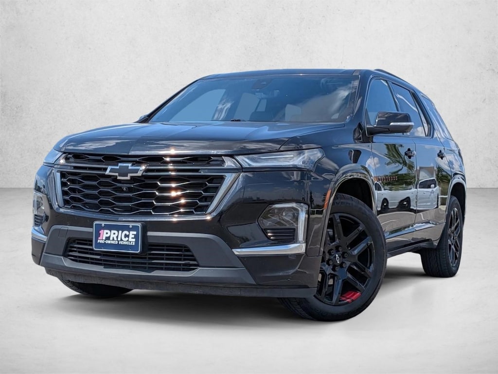 Used 2023 Chevrolet Traverse Premier SUV