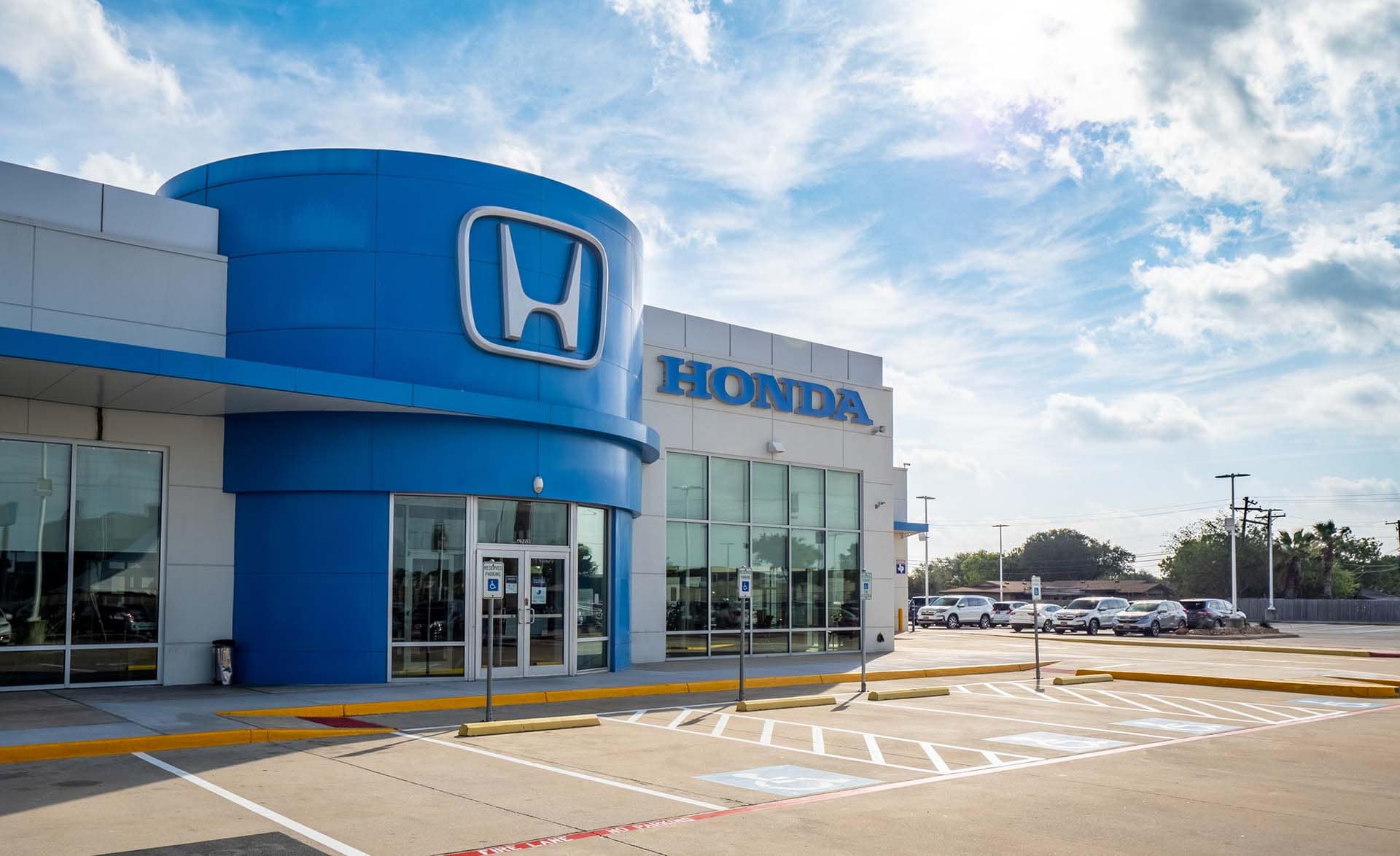 Exterior view of AutoNation Honda South Corpus Christi