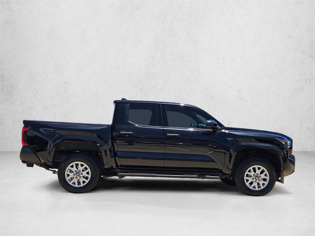 Used 2025 Toyota Tacoma SR Truck Double Cab