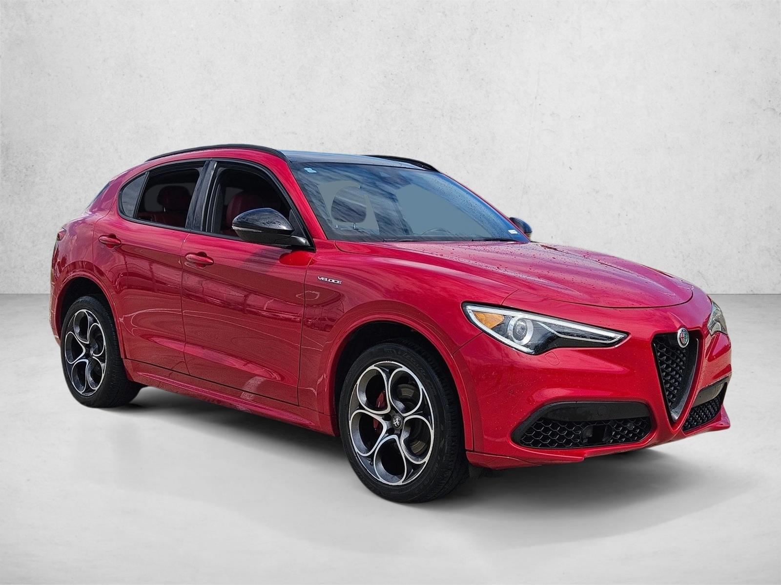 2022 Alfa Romeo Stelvio Ti photo 3