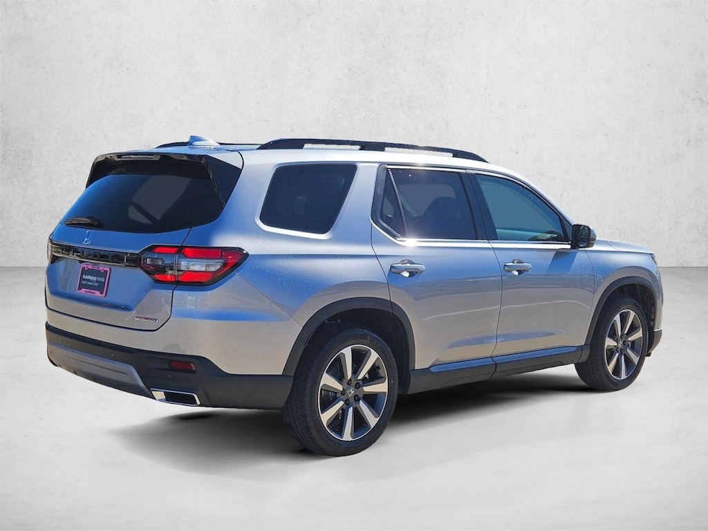 New 2025 Honda Pilot Touring SUV