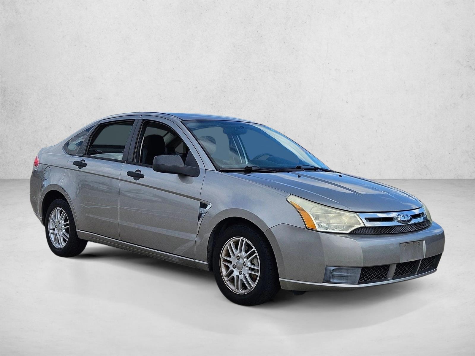 2008 Ford Focus SES photo 3