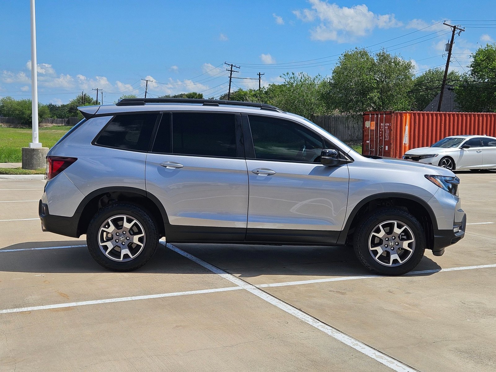 2023 Honda Passport TrailSport photo 4