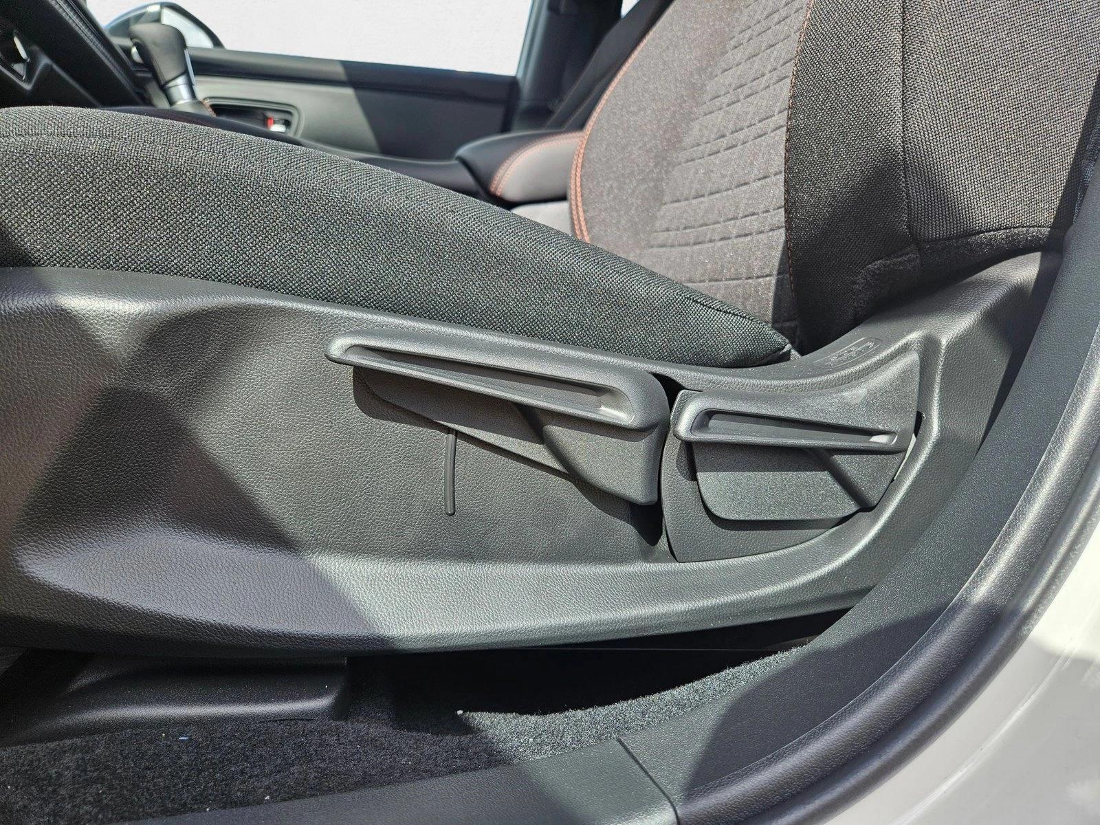 2026 Honda HR-V Sport photo 3