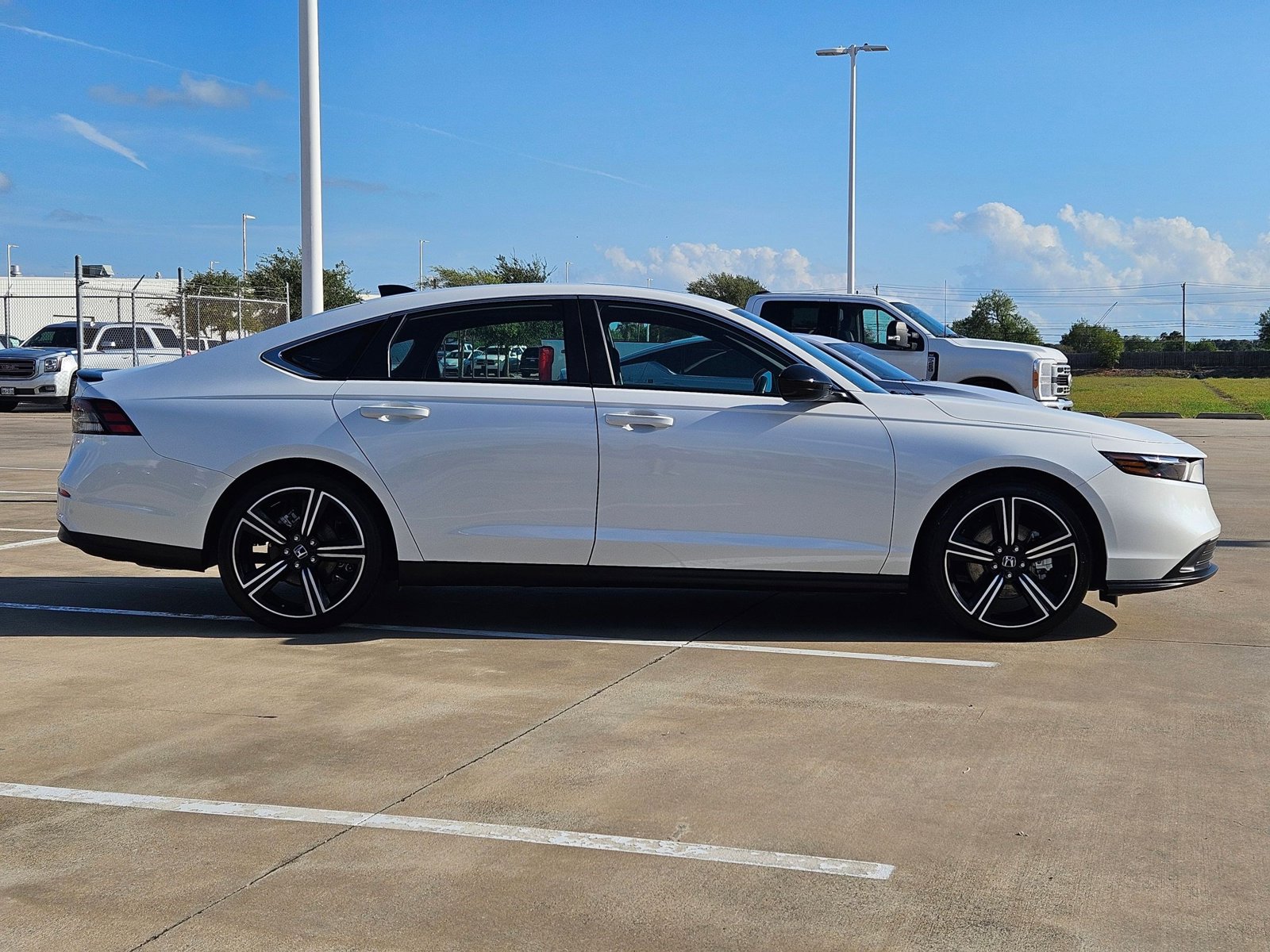 2025 Honda Accord Hybrid Sport photo 3