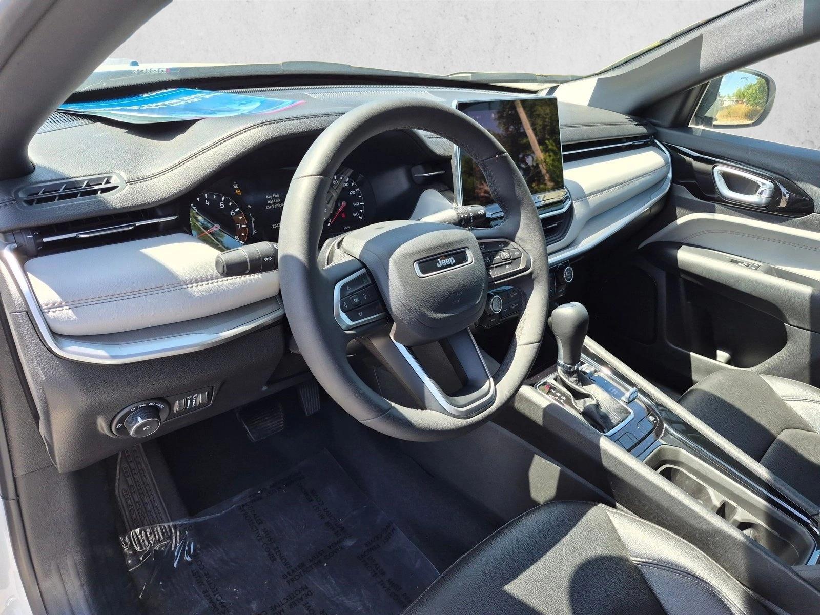 2025 Jeep Compass Limited - Photo 10