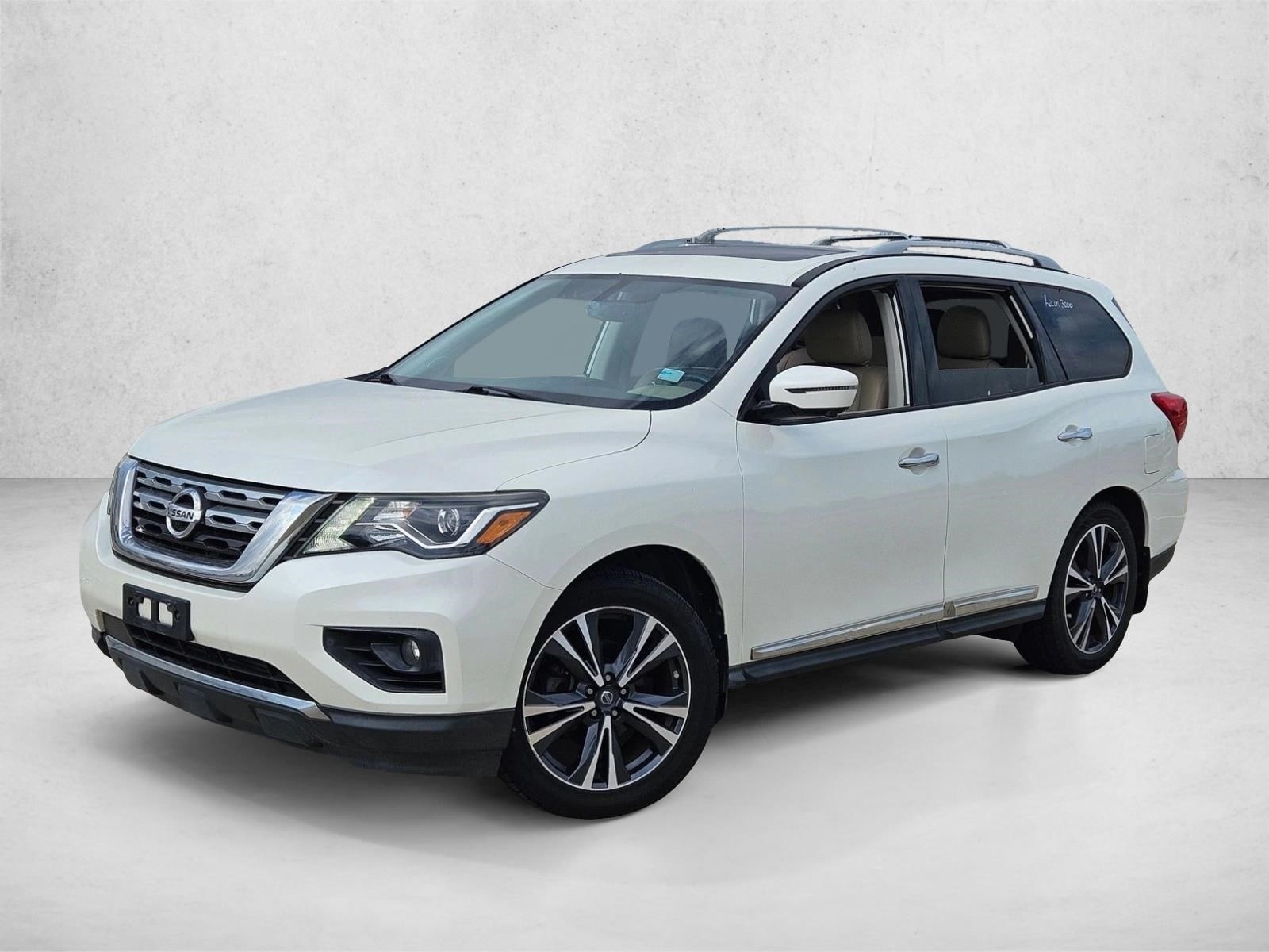 2018 Nissan Pathfinder Platinum