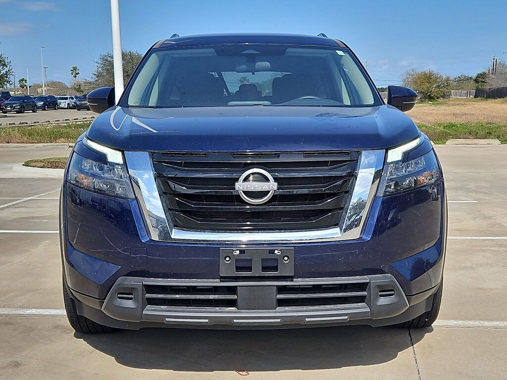 Used 2025 Nissan Pathfinder SV SUV