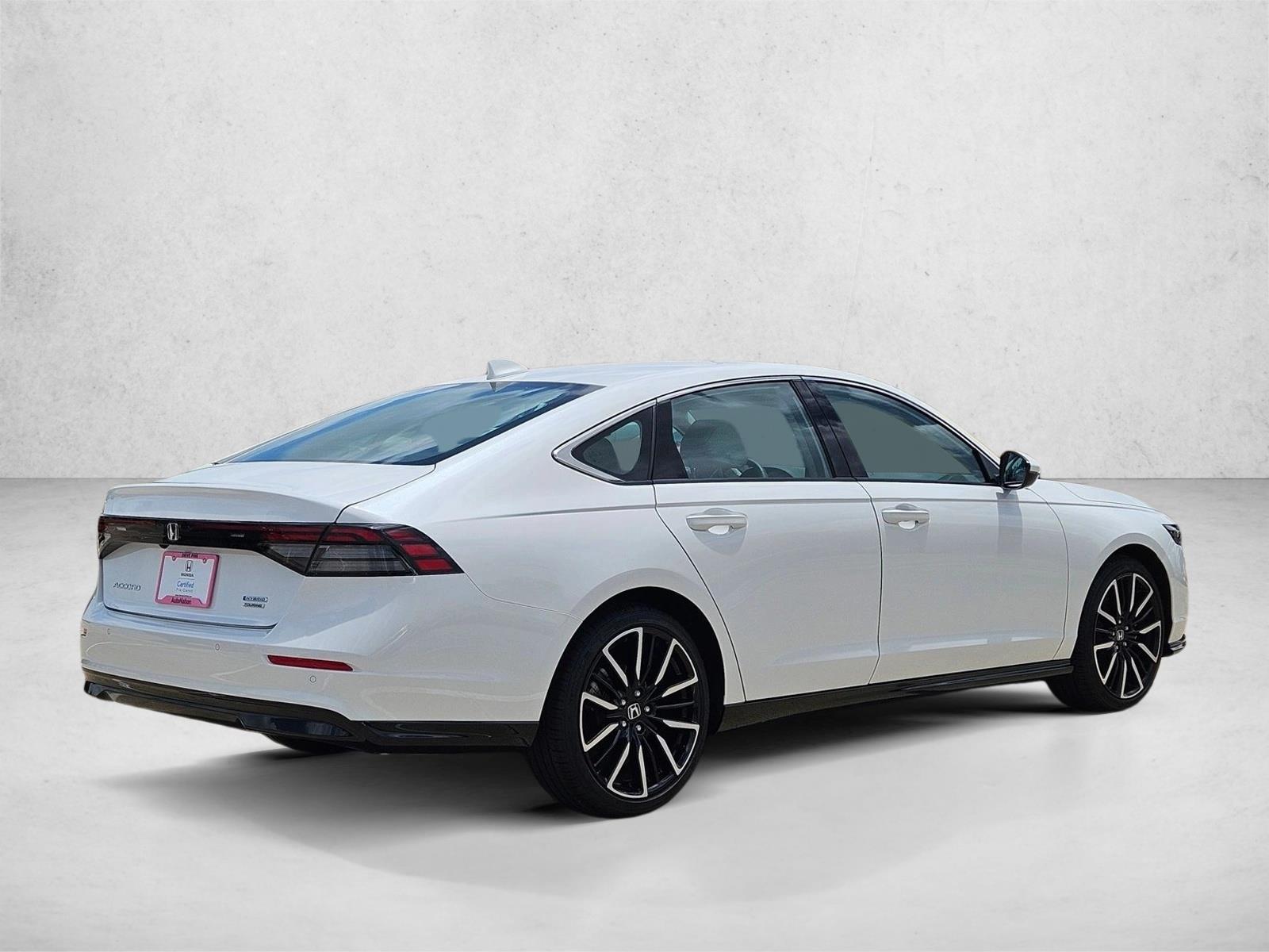 2026 Honda Accord Hybrid Touring - Photo 6