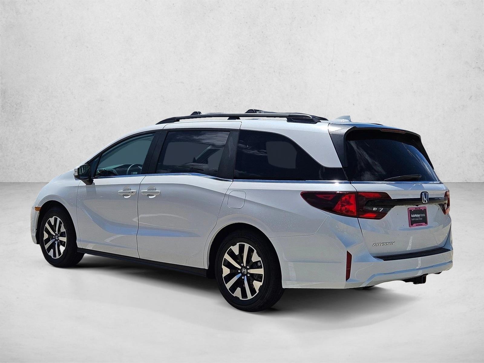 2026 Honda Odyssey EX-L - Photo 9