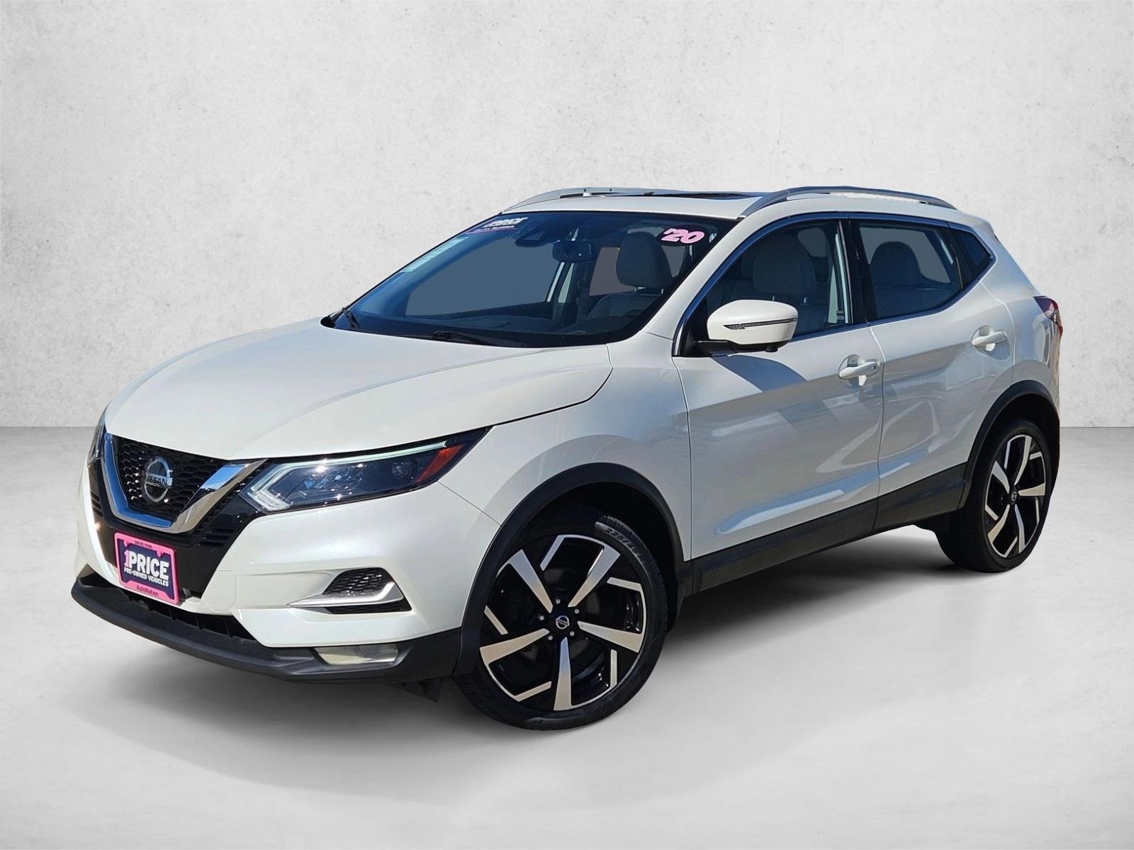 2020 Nissan Rogue Sport SL's photo