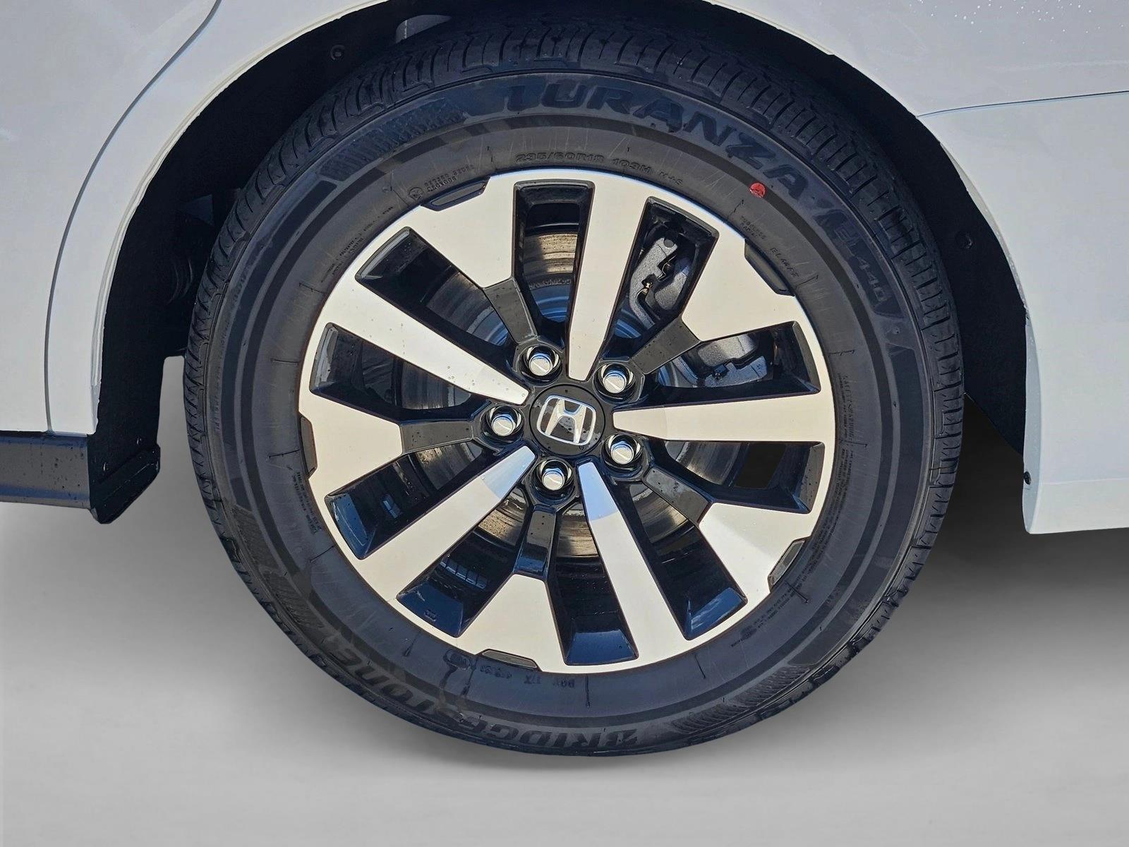 2026 Honda Odyssey EX-L - Photo 10