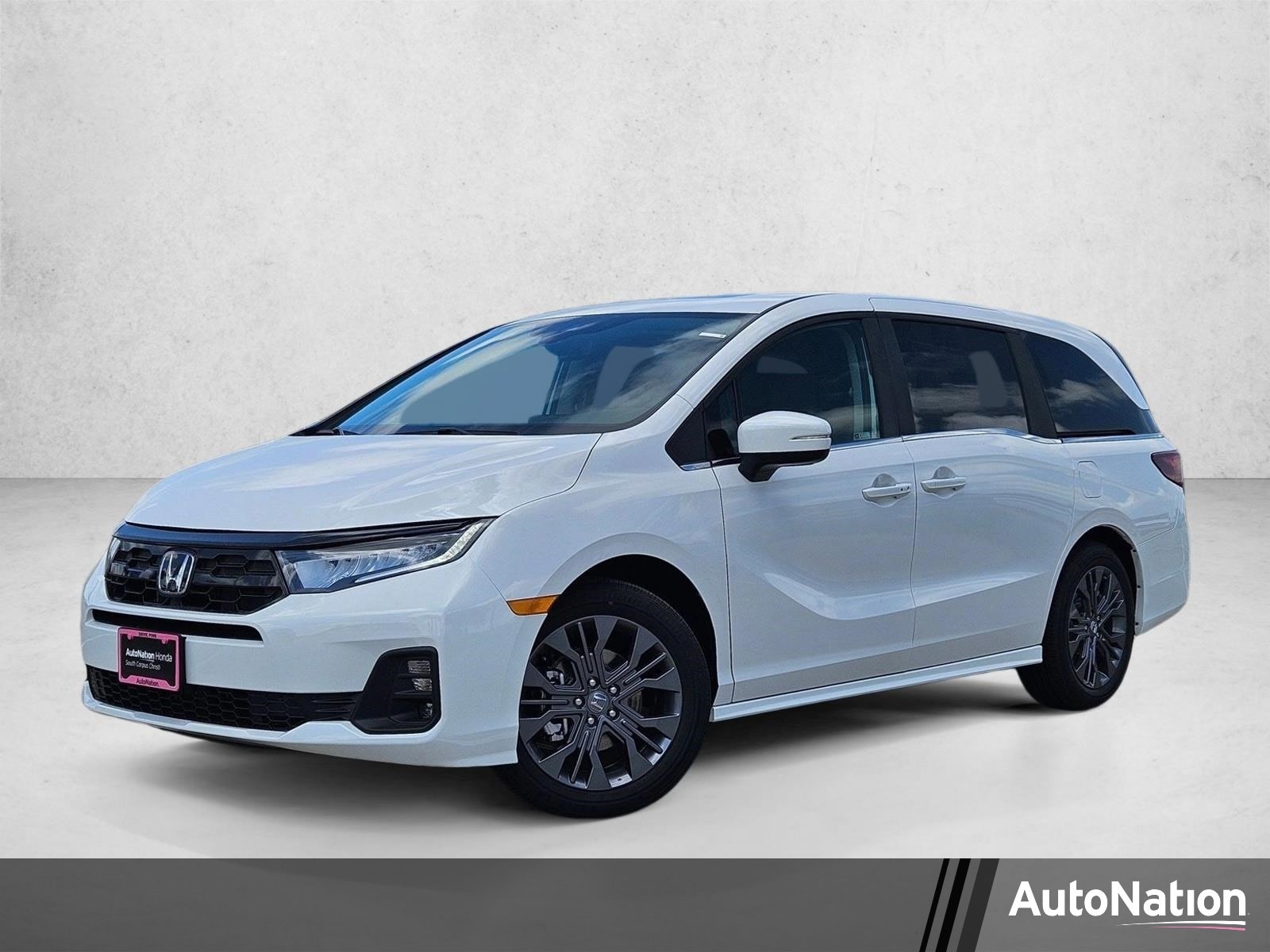 2026 Honda Odyssey Touring's photo
