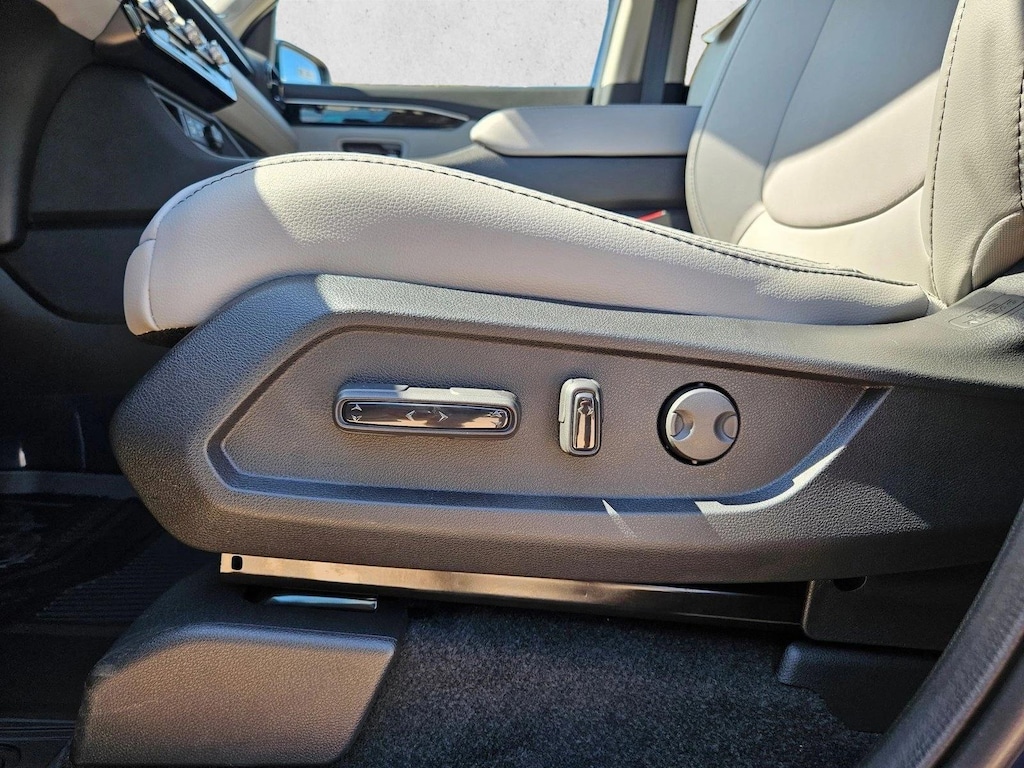 New 2025 Honda Pilot Touring SUV