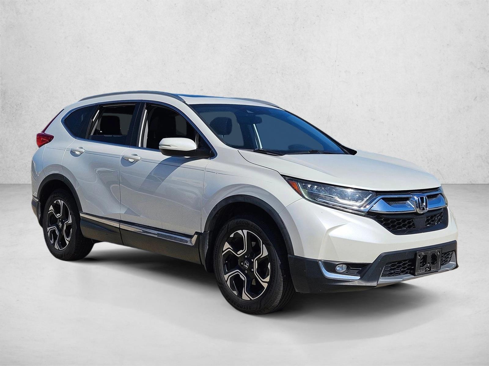 2018 Honda CR-V Touring photo 3