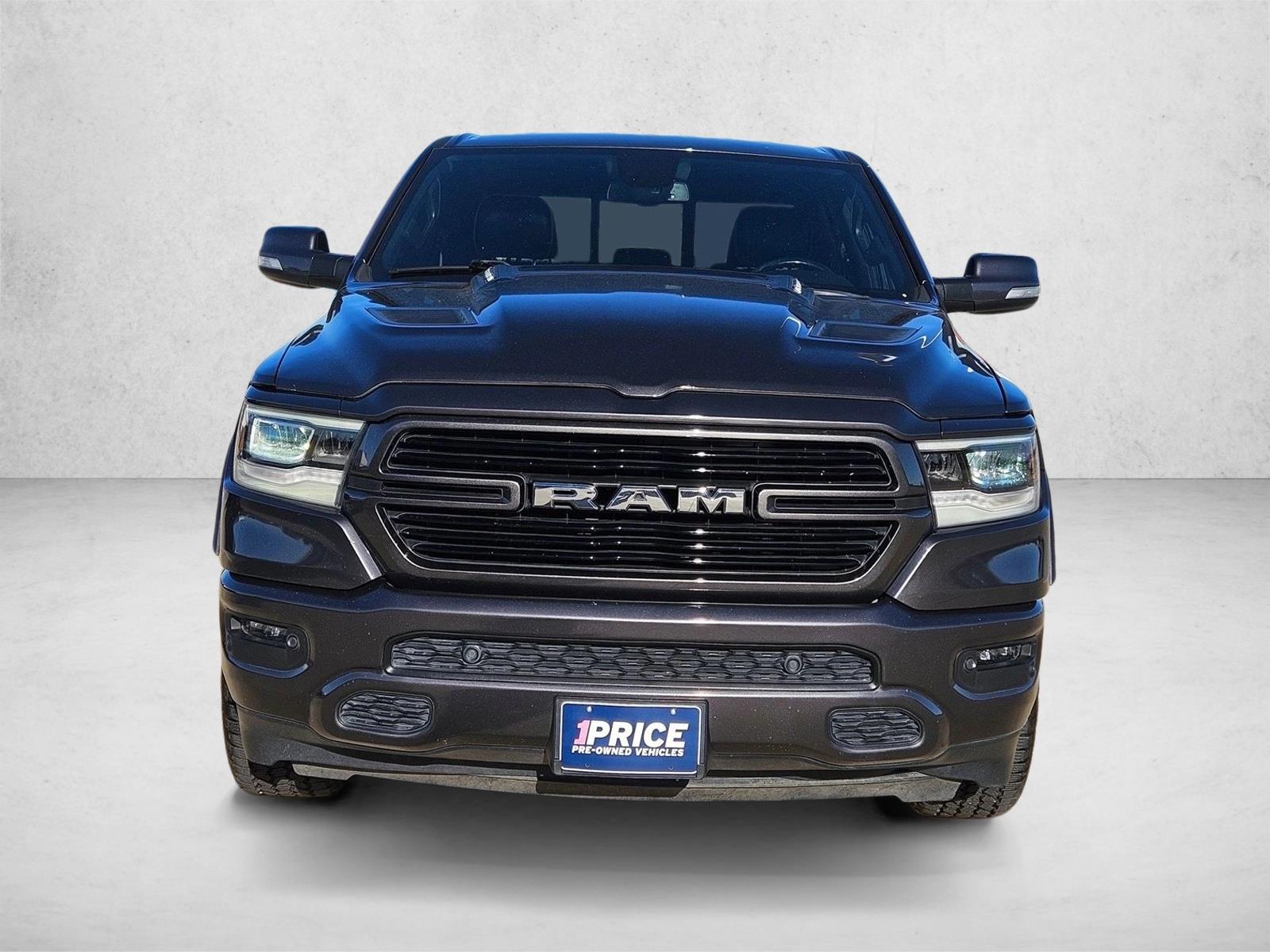 2019 Ram 1500 Laramie photo 2