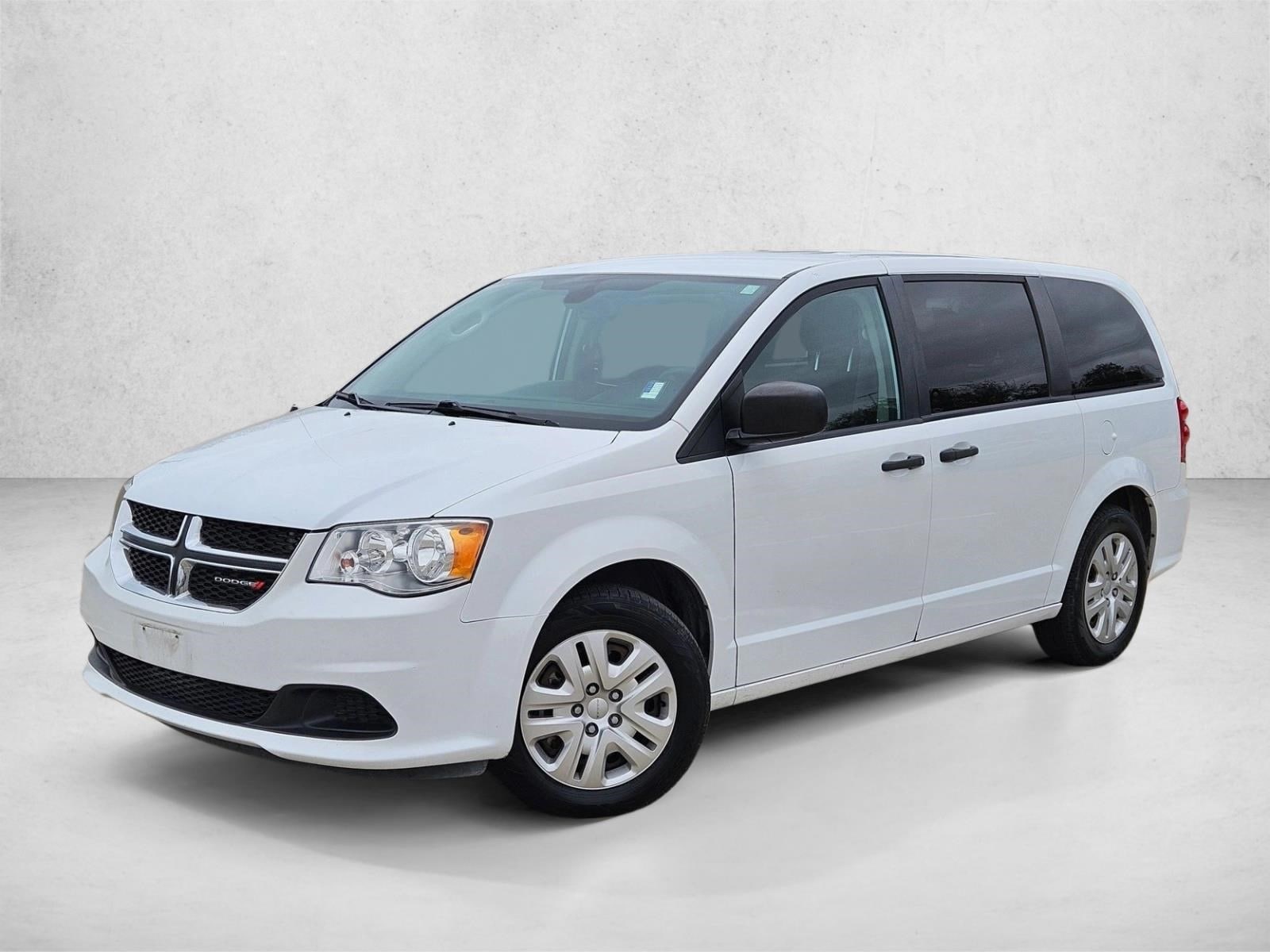 2019 Dodge Grand Caravan SE's photo