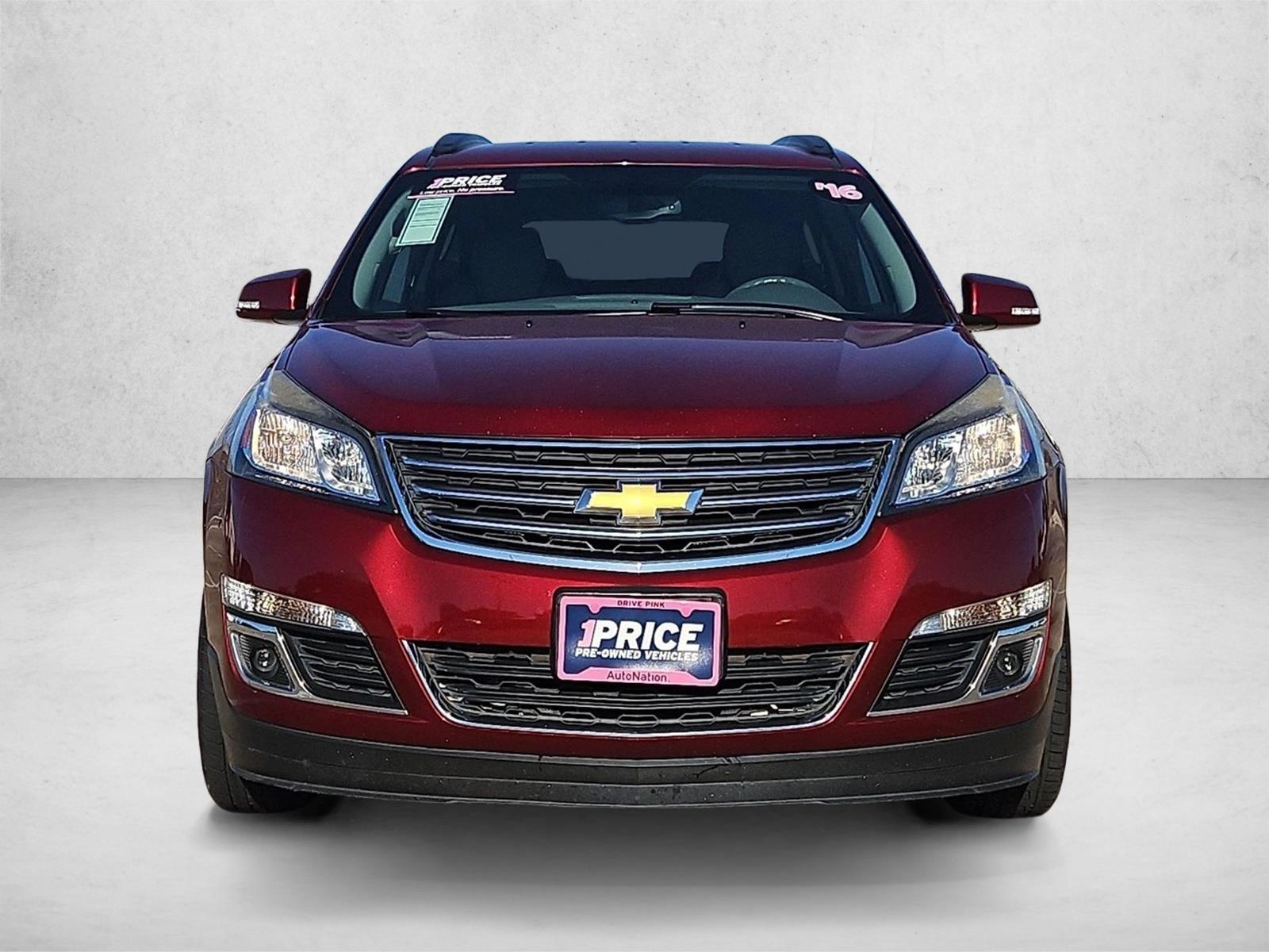 Used 2016 Chevrolet Traverse 2LT with VIN 1GNKRHKD8GJ178330 for sale in Corpus Christi, TX