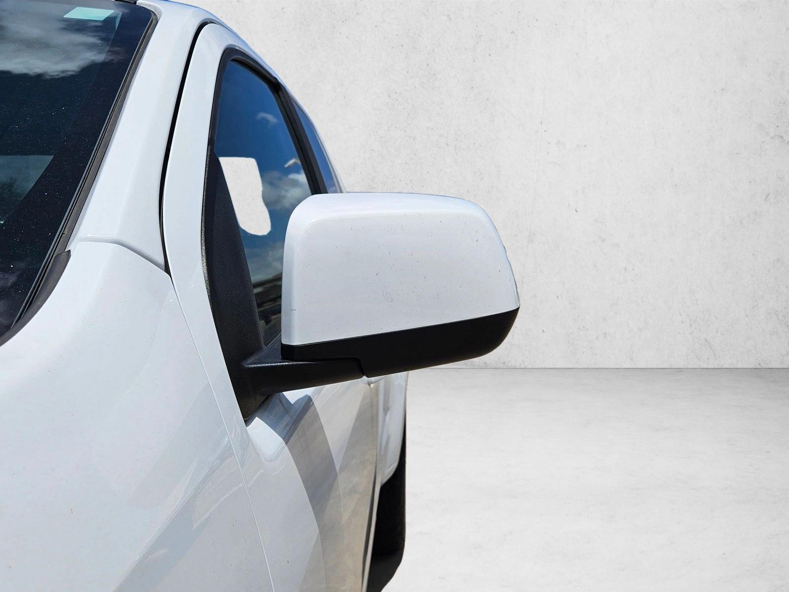 2021 Chevrolet Colorado LT - Photo 11