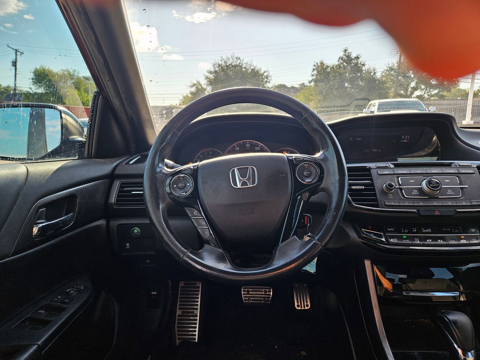 2016 Honda Accord Sport photo 4