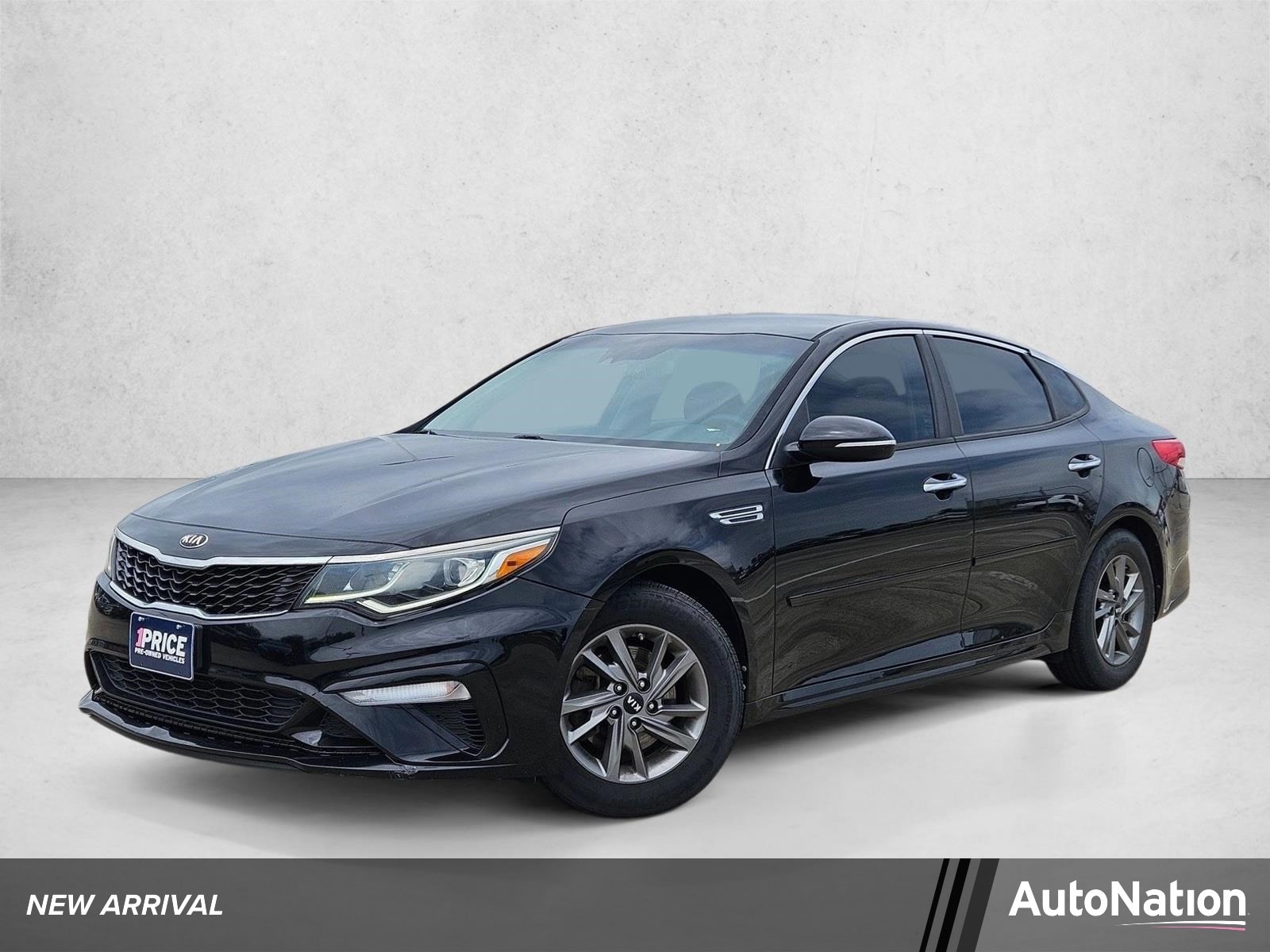 2019 Kia Optima LX AT's photo