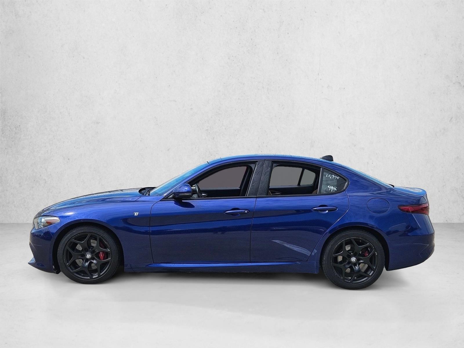 2022 Alfa Romeo Giulia Ti photo 4