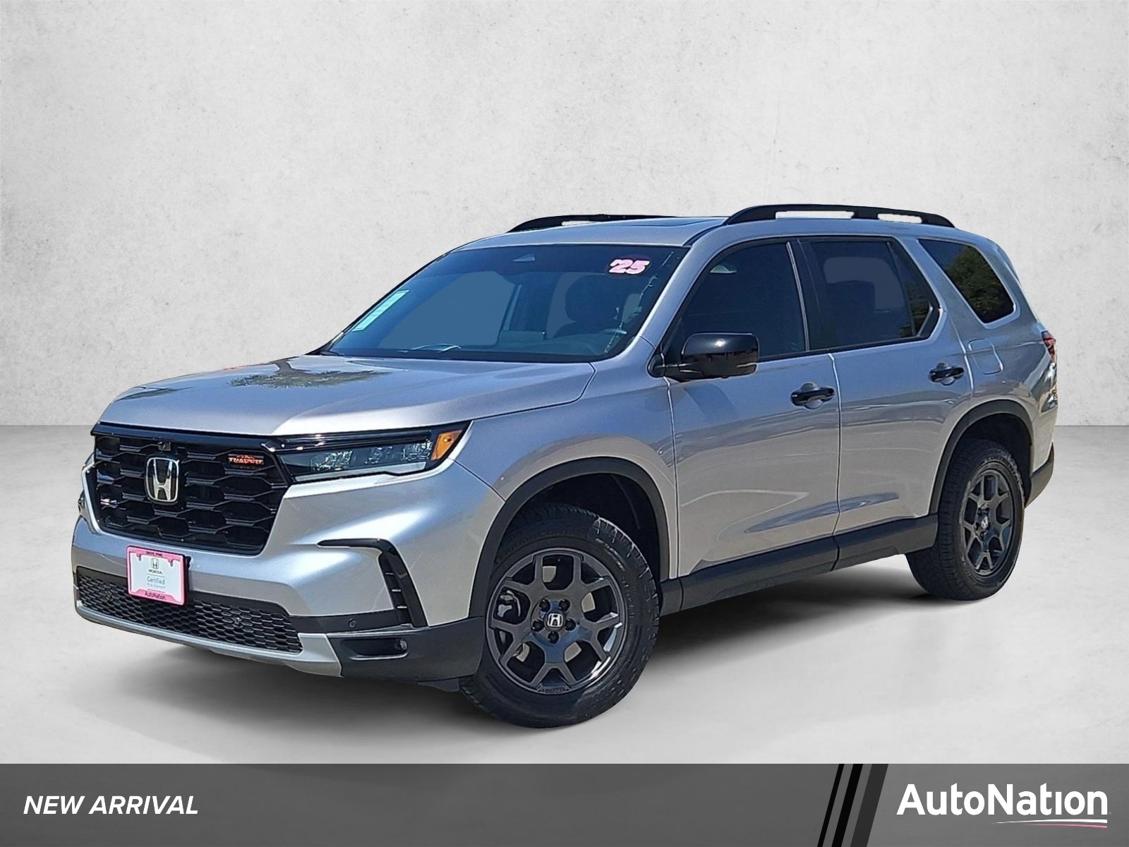 Used 2025 Honda Pilot TrailSport