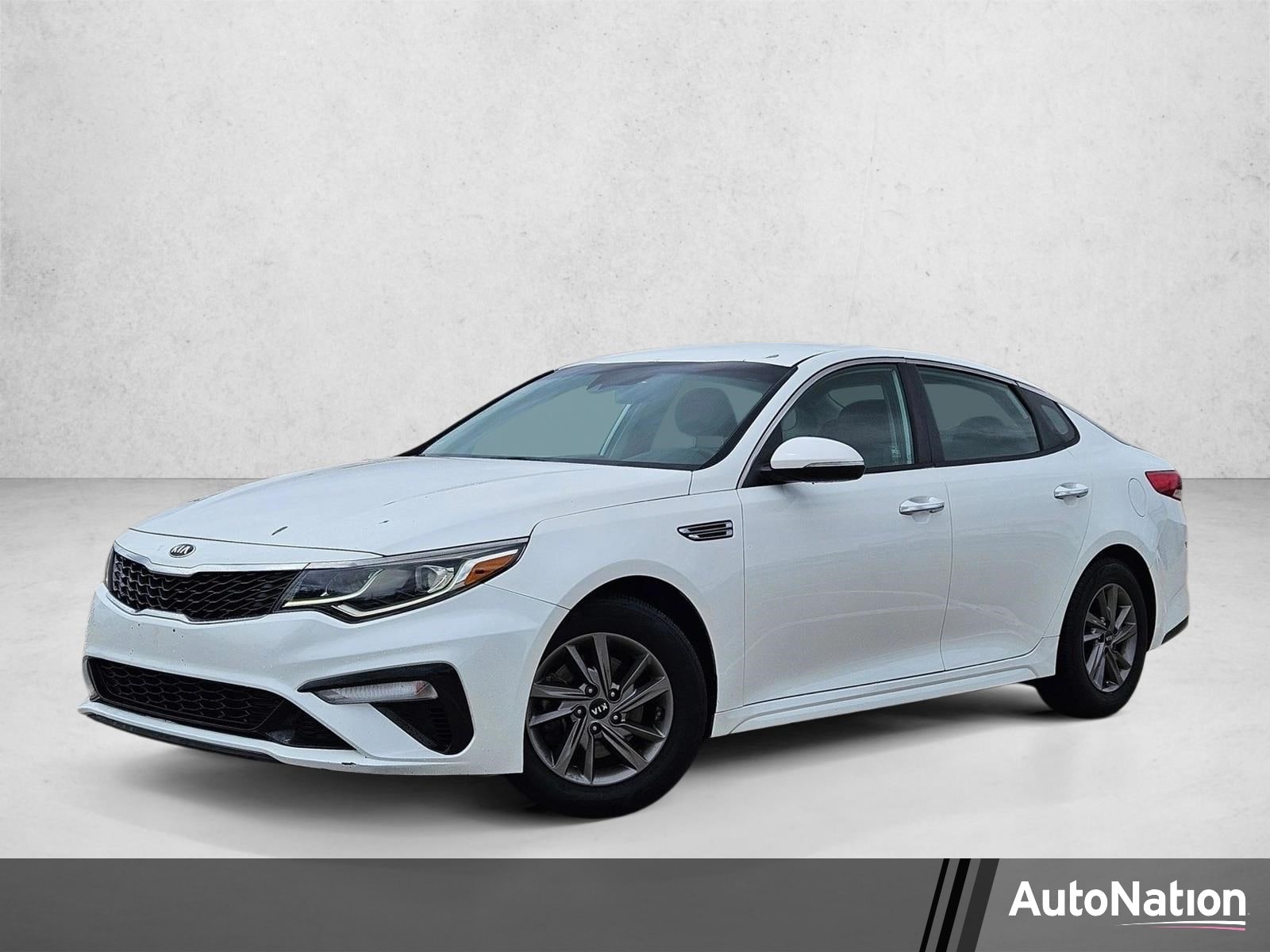 2020 Kia Optima LX AT's photo