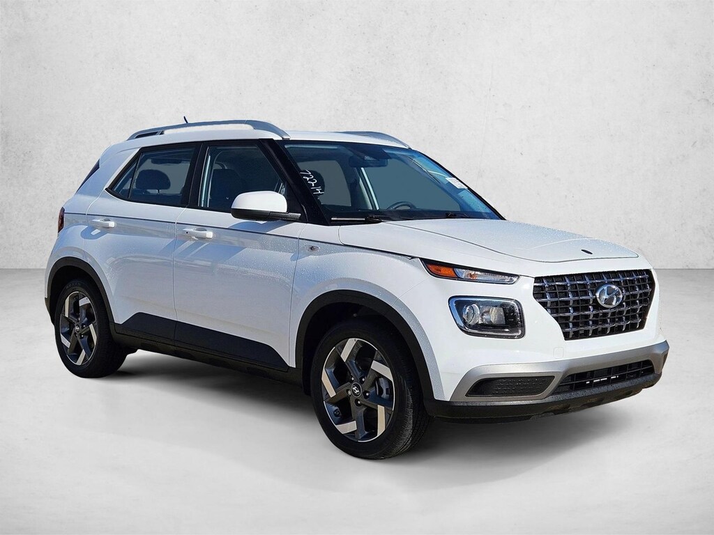Used 2025 Hyundai Venue SEL SUV