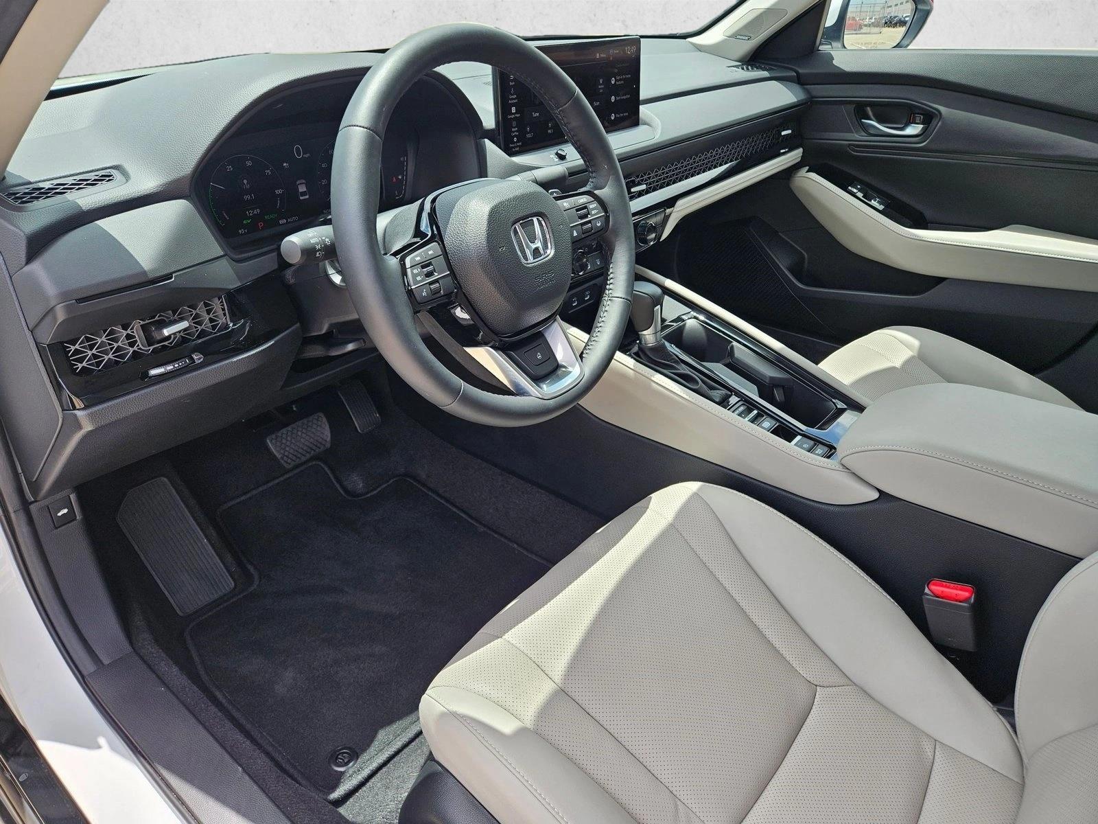 2026 Honda Accord Hybrid Touring - Photo 11