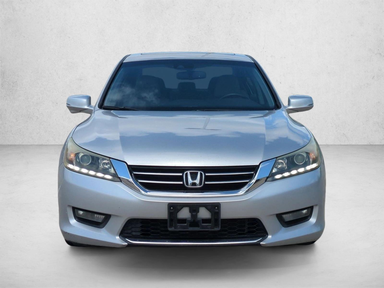 Used 2015 Honda Accord EX-L V-6 with VIN 1HGCR3F84FA010200 for sale in Corpus Christi, TX