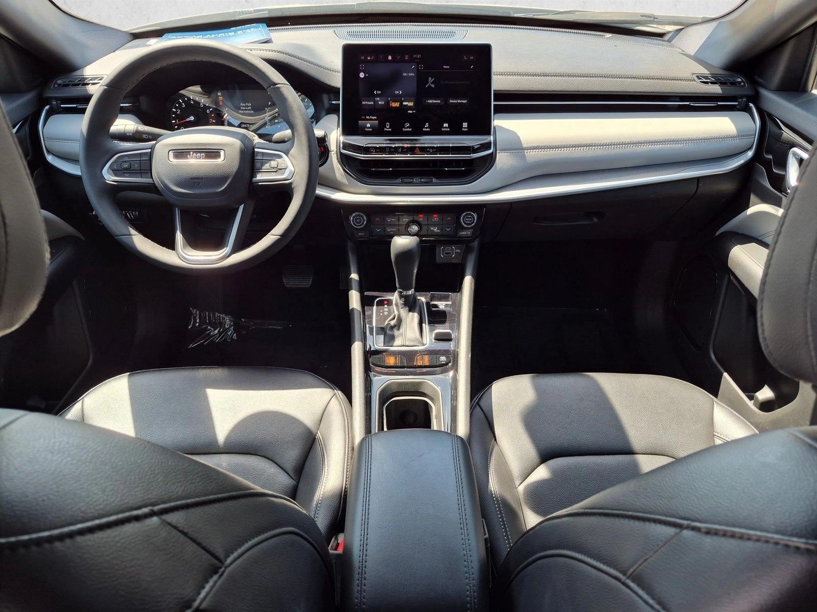 2025 Jeep Compass Limited - Photo 18