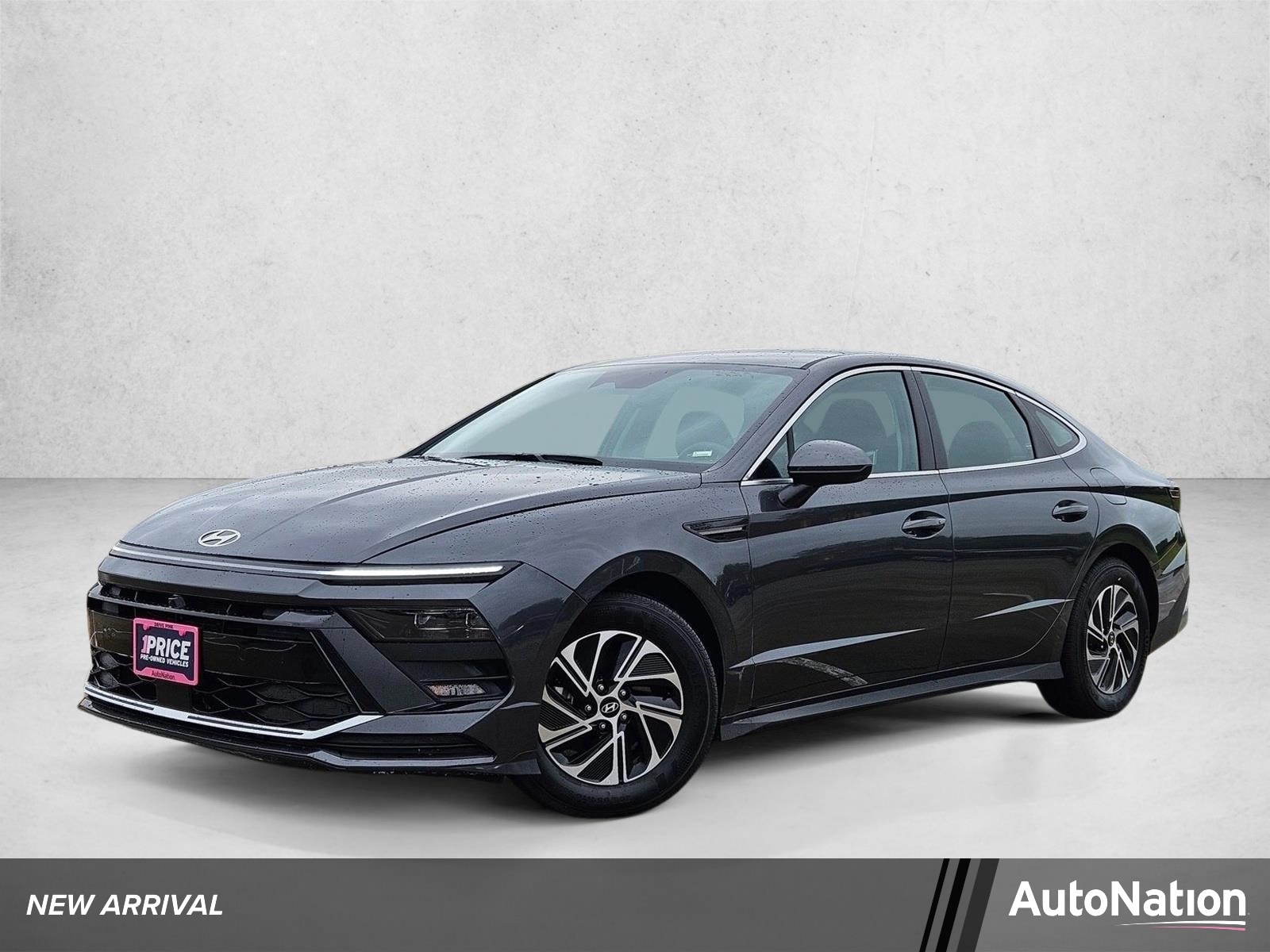 2026 Hyundai Sonata Blue's photo