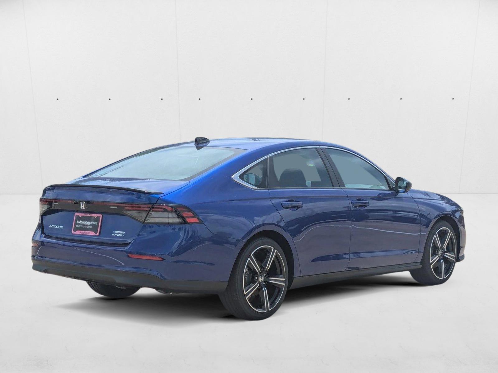 2025 Honda Accord Hybrid Sport photo 2