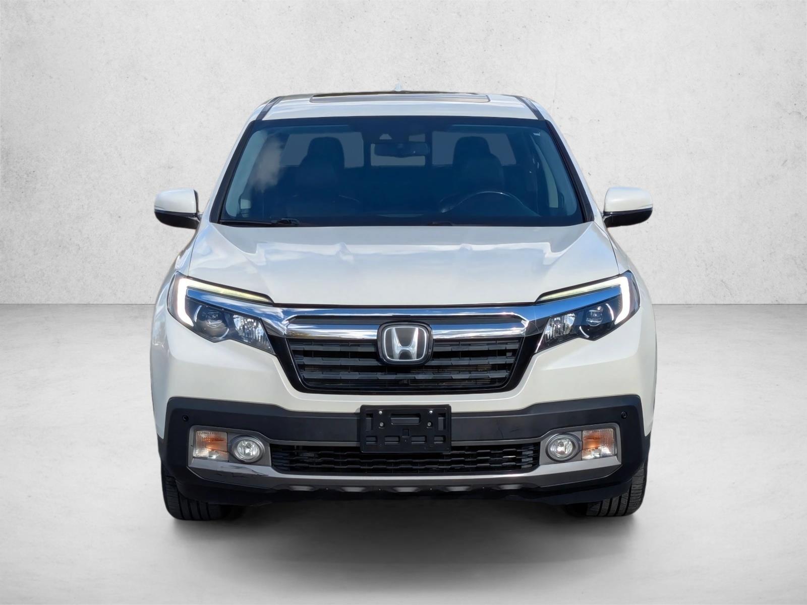 2019 Honda Ridgeline RTL-E photo 2