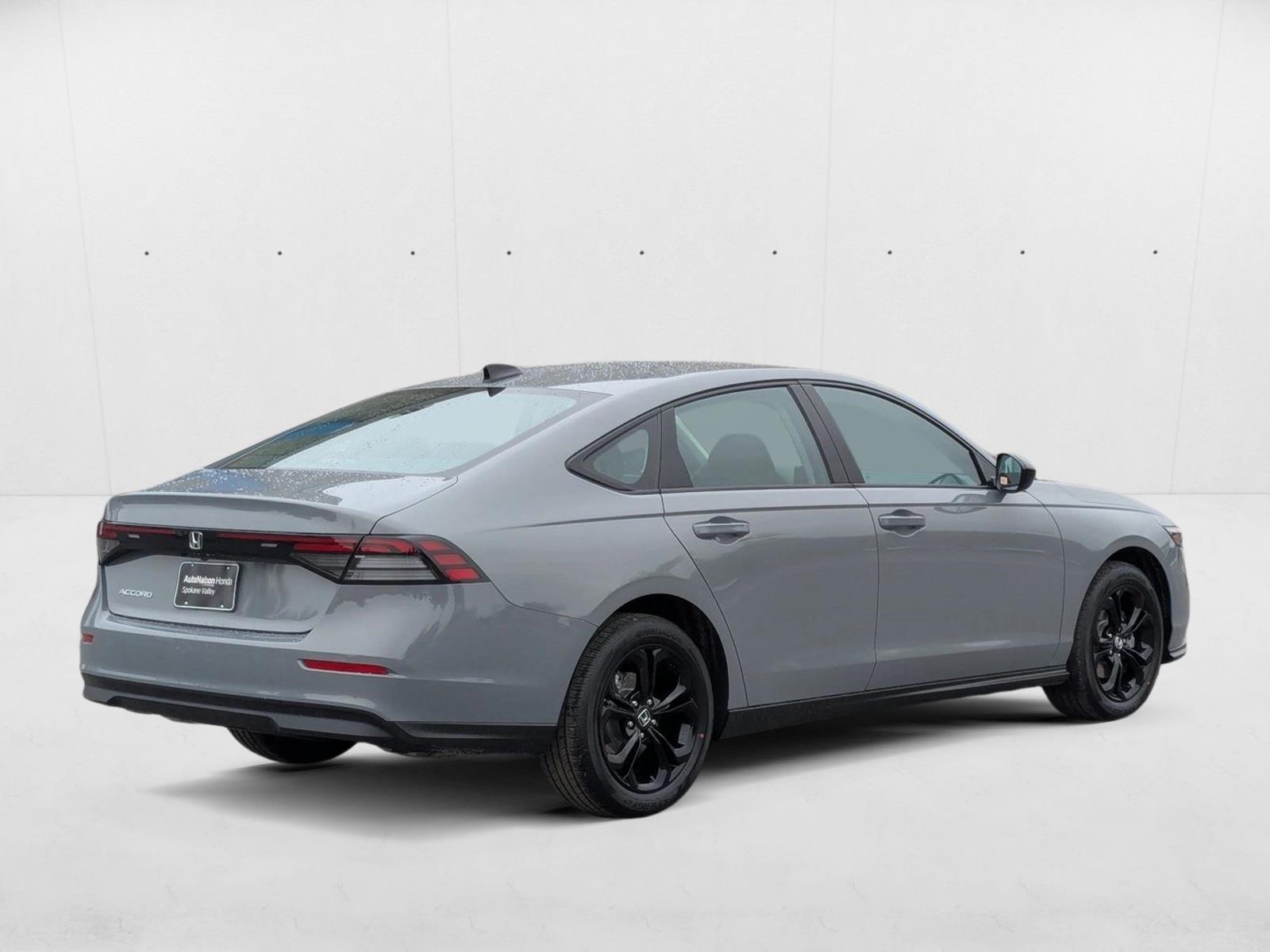 2025 Honda Accord SE photo 2