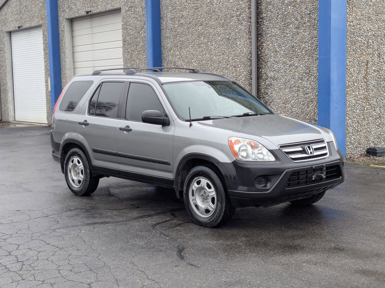2006 Honda CR-V LX photo 2