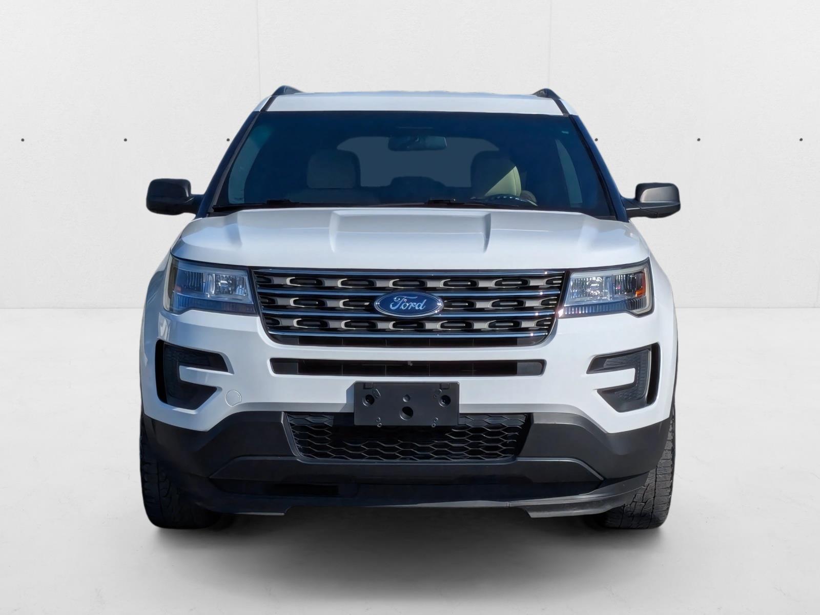 2017 Ford Explorer Base photo 2