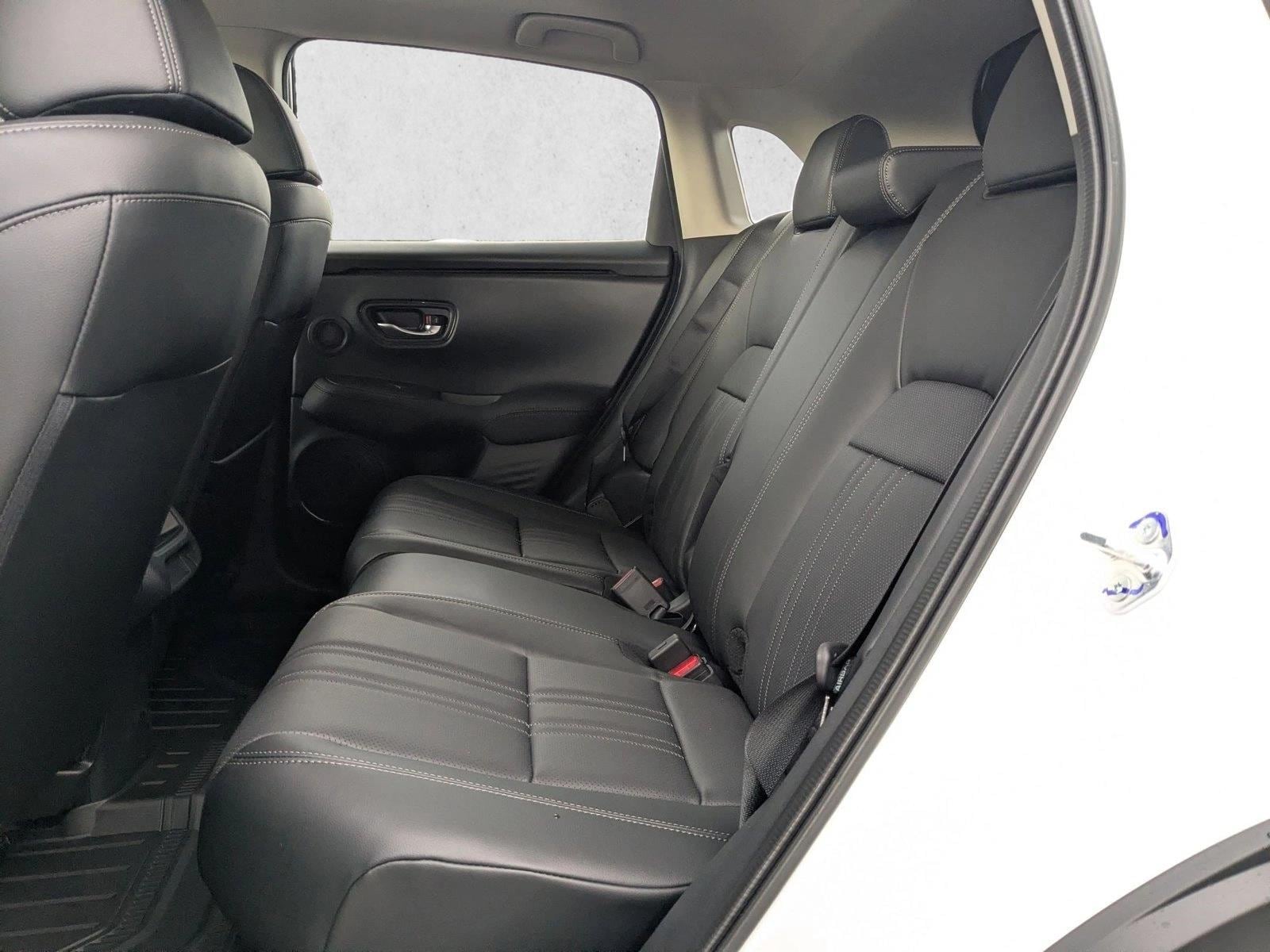 2026 Honda HR-V EX-L - Photo 17