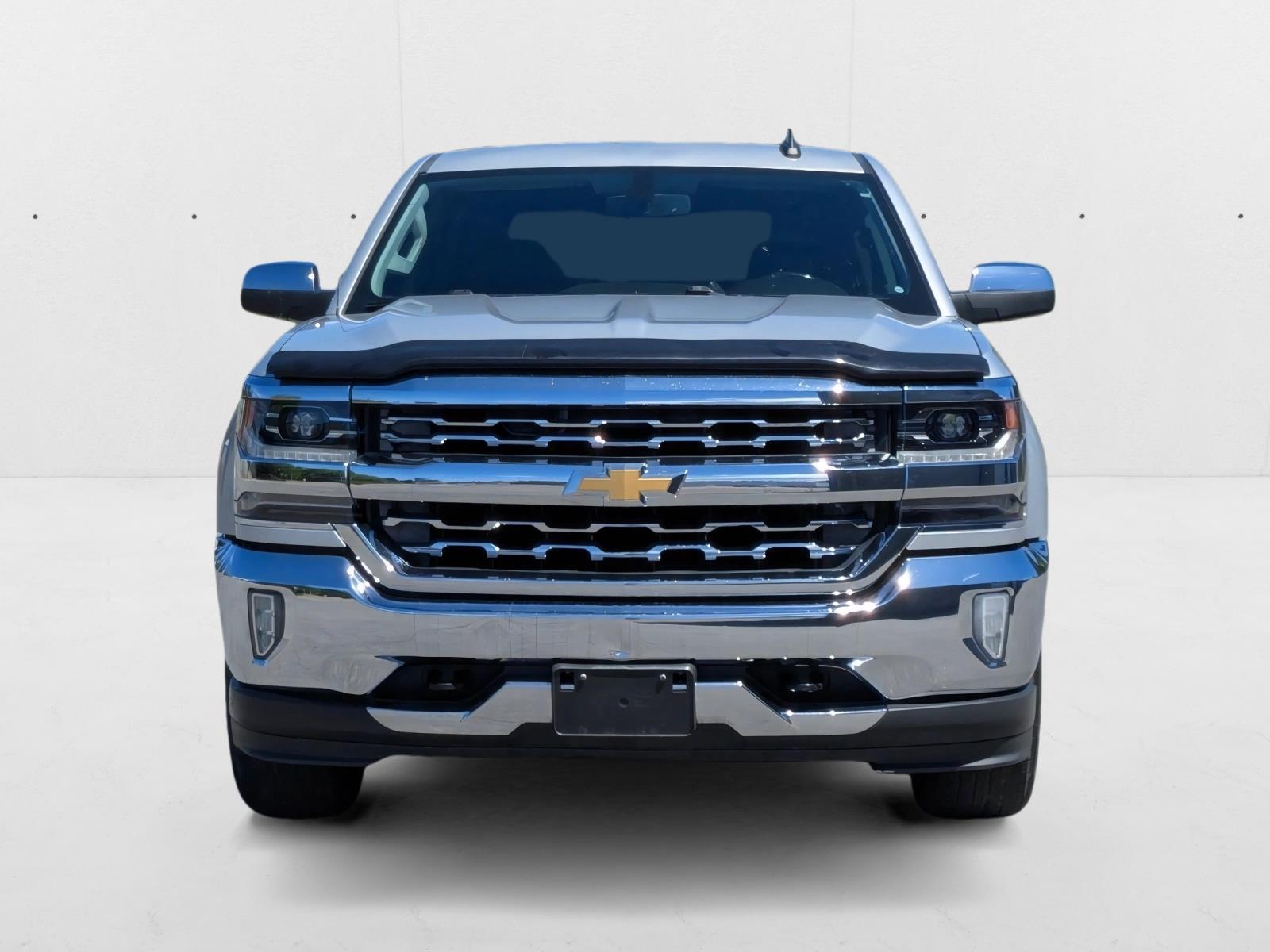 2016 Chevrolet Silverado 1500 LTZ photo 2