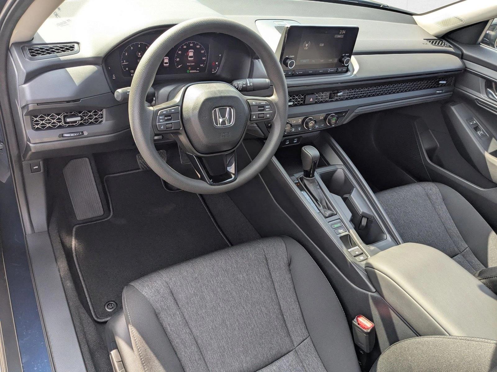 2025 Honda Accord SE photo 3