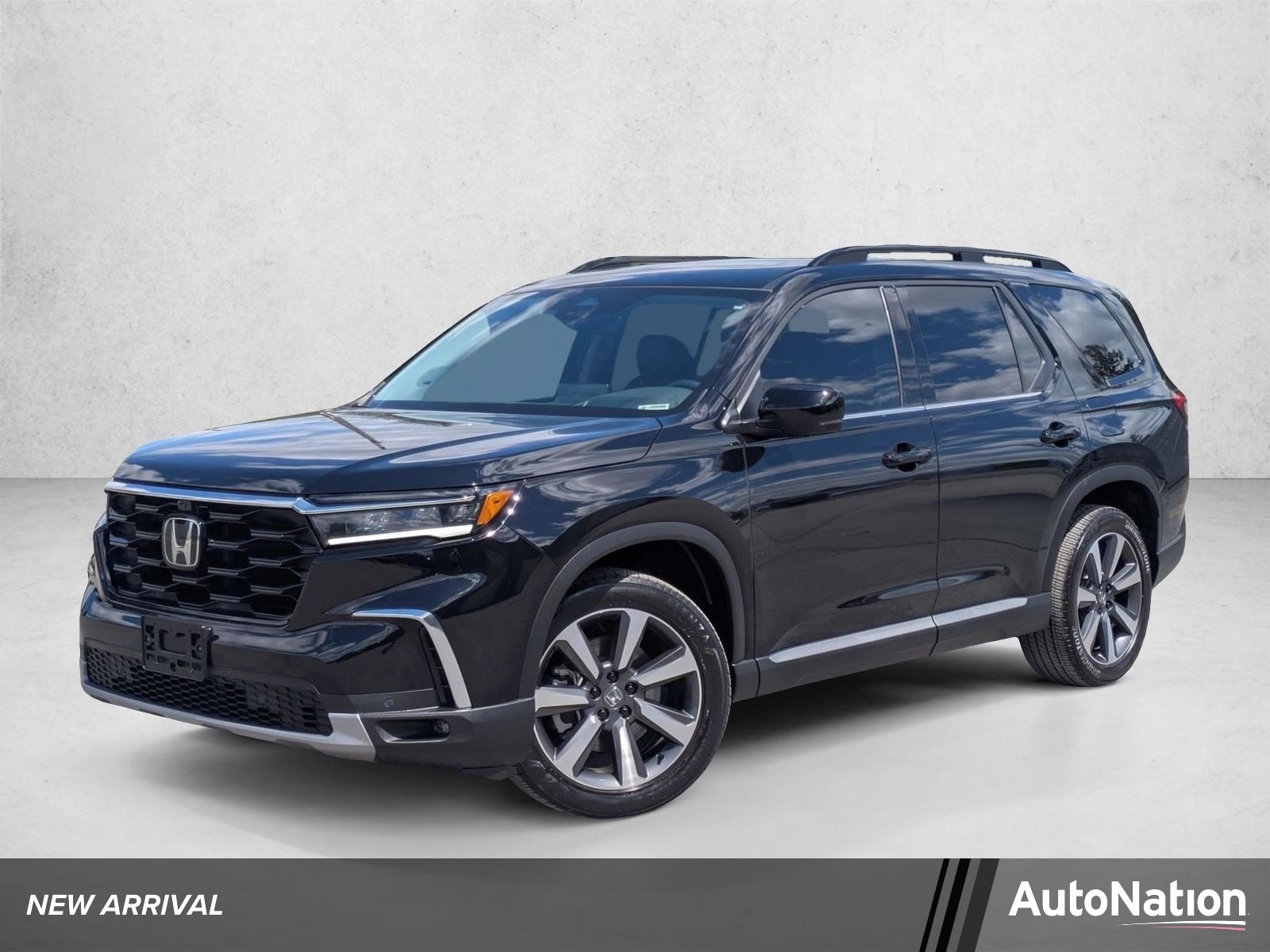 2025 Honda Pilot Elite AWD's photo