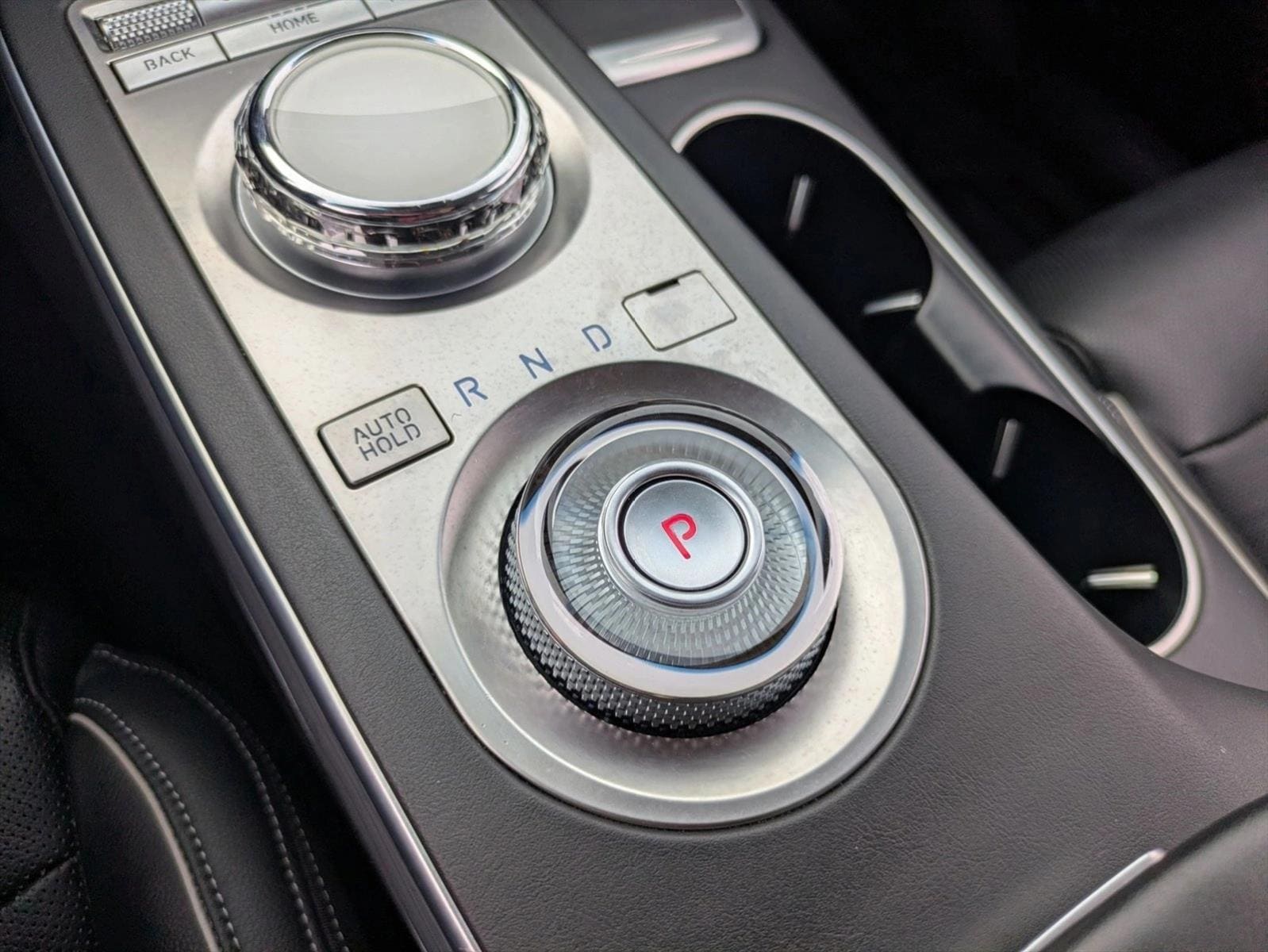 2022 GENESIS GV70 Standard - Photo 18